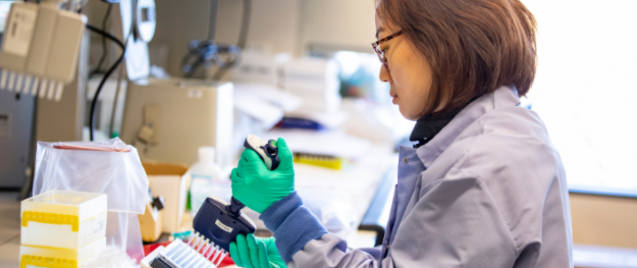 We offer a full range of diagnostic services in anatomic and surgical pathology